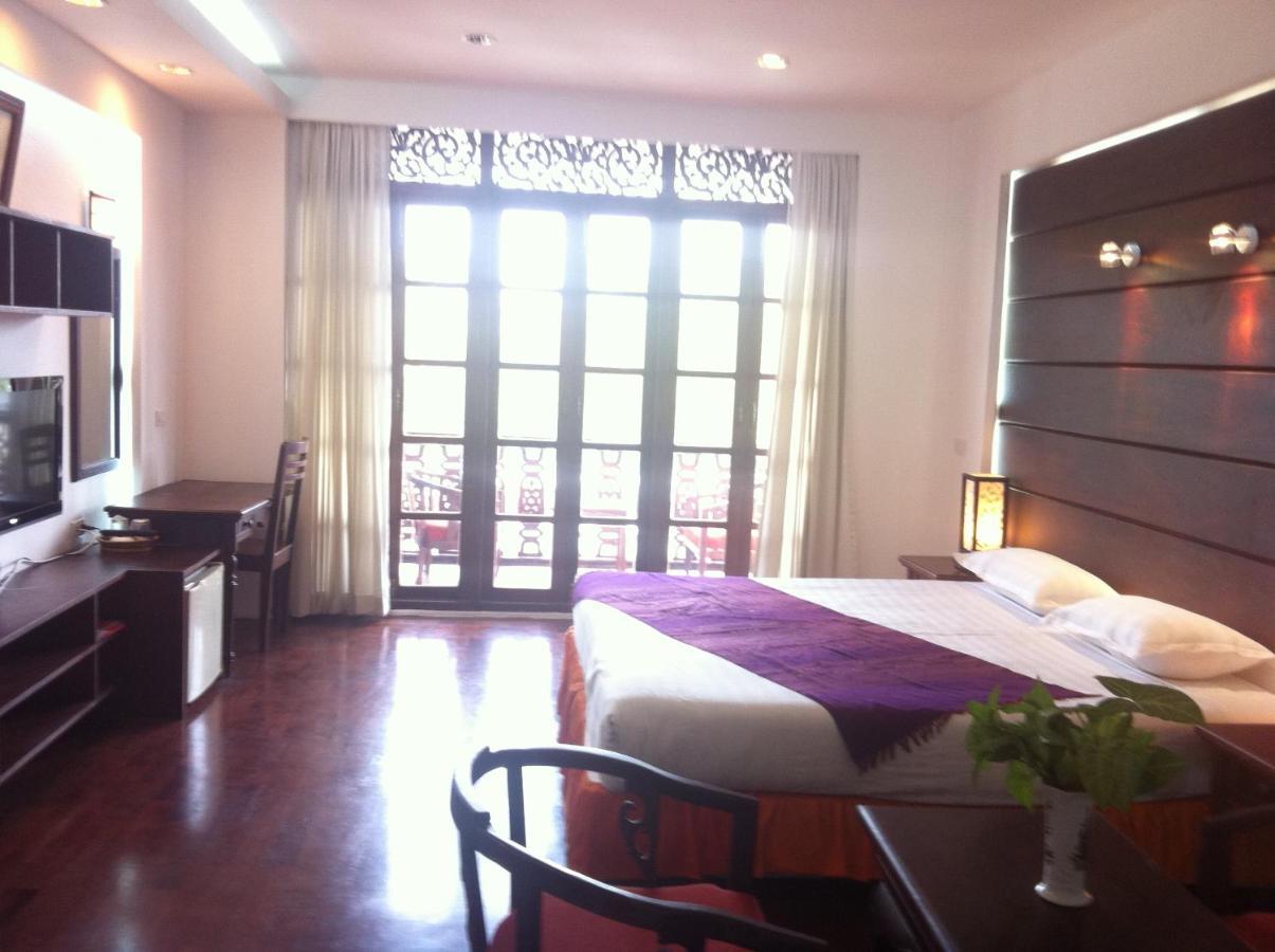Capital Hotel Луанґпхабанґ Номер фото