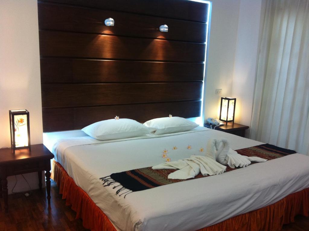 Capital Hotel Луанґпхабанґ Номер фото